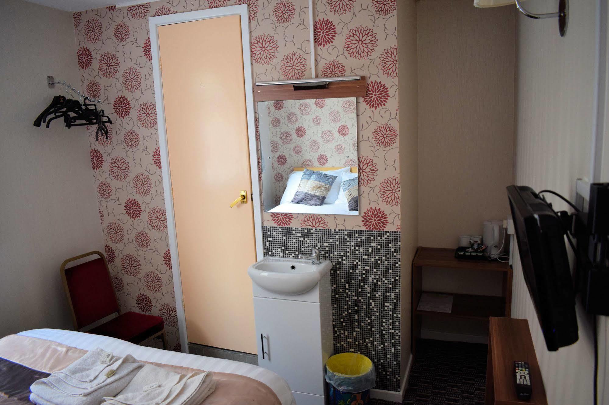 The Clarendon Showtel Blackpool Exteriör bild